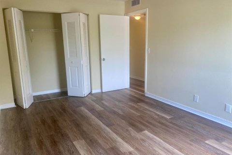 Condominio en venta en West Palm Beach, Florida, 2 dormitorios, 85.84 m2 № 2188228 - foto 16