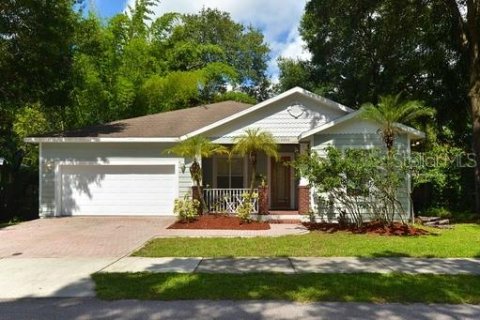 Casa en alquiler en Tampa, Florida, 3 dormitorios, 152.82 m2 № 1912386 - foto 1