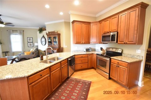 House in Tampa, Florida 3 bedrooms, 152.82 sq.m. № 1912386 - photo 18