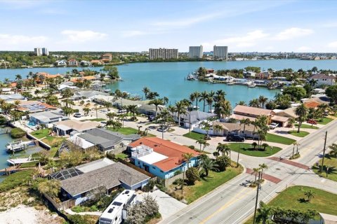 Villa ou maison à vendre à Saint Petersburg, Floride: 4 chambres, 220.09 m2 № 2151317 - photo 10