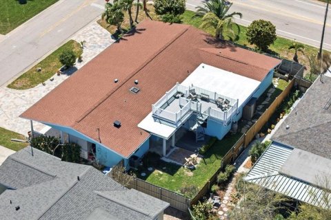Villa ou maison à vendre à Saint Petersburg, Floride: 4 chambres, 220.09 m2 № 2151317 - photo 16