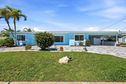 Villa ou maison à vendre à Saint Petersburg, Floride: 4 chambres, 220.09 m2 № 2151317 - photo 3