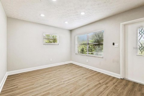 Casa en alquiler en Tampa, Florida, 3 dormitorios, 75.81 m2 № 1904814 - foto 7