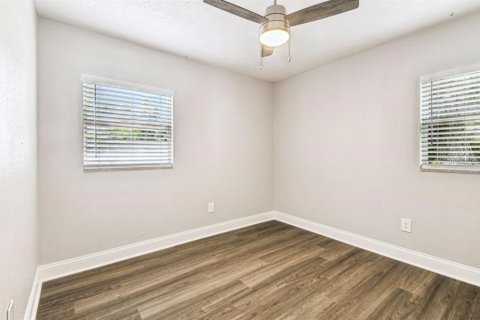 Casa en alquiler en Tampa, Florida, 3 dormitorios, 75.81 m2 № 1904814 - foto 11