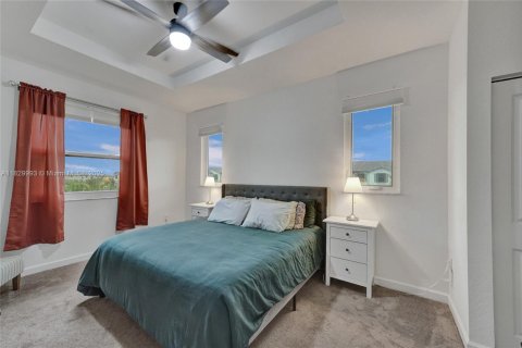 Townhouse in Homestead, Florida 4 bedrooms, 169.08 sq.m. № 1804375 - photo 26