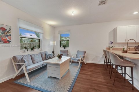 Townhouse in Homestead, Florida 4 bedrooms, 169.08 sq.m. № 1804375 - photo 14