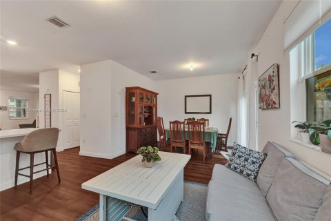 Townhouse in Homestead, Florida 4 bedrooms, 169.08 sq.m. № 1804375 - photo 16