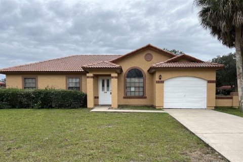 House in Ocala, Florida 3 bedrooms, 104.79 sq.m. № 2127242