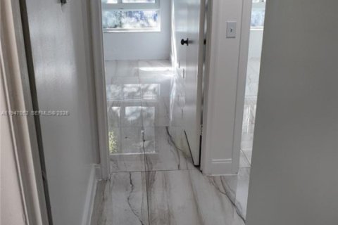 Apartment in Cutler Bay, Florida 3 bedrooms, 20773.04 sq.m. № 2003241 - photo 21