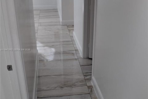 Apartment in Cutler Bay, Florida 3 bedrooms, 20773.04 sq.m. № 2003241 - photo 22