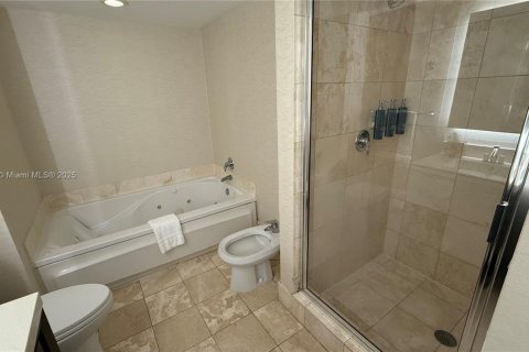 Купить кондоминиум в Санни-Айлс-Бич, Флорида 1 спальня, 89.19м2, № 1731121 - фото 27