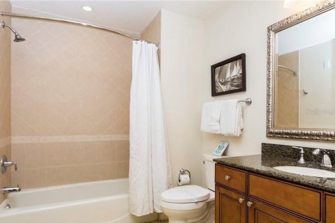 Condo in Four Corners, Florida, 3 bedrooms  № 1521159 - photo 14