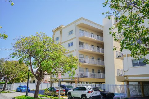 Condominio en alquiler en Hollywood, Florida, 1 dormitorio, 59.46 m2 № 2057627 - foto 27