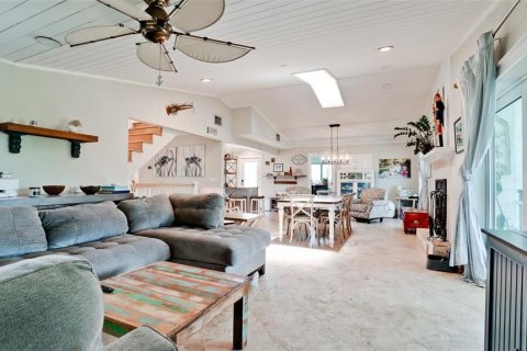 Villa ou maison à vendre à Bradenton, Floride: 4 chambres, 241.92 m2 № 1813102 - photo 11