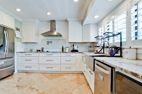 Villa ou maison à vendre à Bradenton, Floride: 4 chambres, 241.92 m2 № 1813102 - photo 5