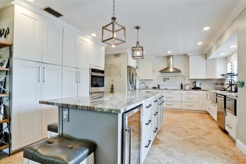 Villa ou maison à vendre à Bradenton, Floride: 4 chambres, 241.92 m2 № 1813102 - photo 8