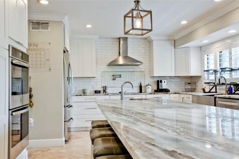 Villa ou maison à vendre à Bradenton, Floride: 4 chambres, 241.92 m2 № 1813102 - photo 4