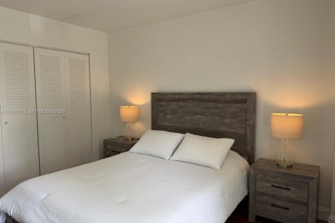 Condominio en alquiler en Aventura, Florida, 2 dormitorios, 105.54 m2 № 2047877 - foto 12