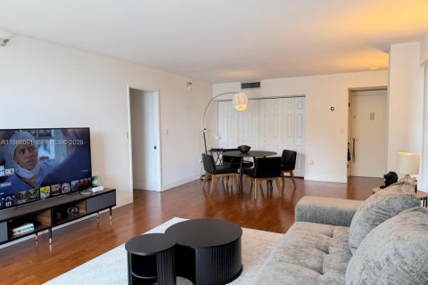 Condominio en alquiler en Aventura, Florida, 2 dormitorios, 105.54 m2 № 2047877 - foto 3