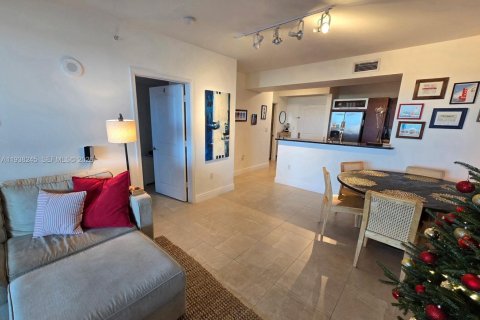 Copropriété à louer à Miami, Floride: 2 chambres, 119.47 m2 № 1996270 - photo 14