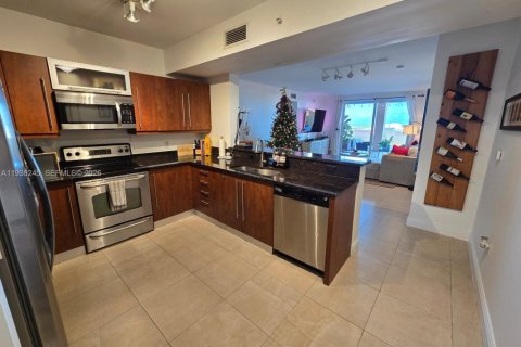 Copropriété à louer à Miami, Floride: 2 chambres, 119.47 m2 № 1996270 - photo 6