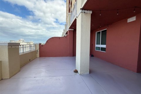 Condominio en alquiler en Miami, Florida, 2 dormitorios, 119.47 m2 № 1996270 - foto 22