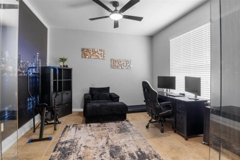 House in Winter Haven, Florida 4 bedrooms, 280.94 sq.m. № 2320883 - photo 27