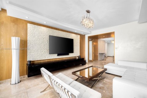 Condo in Sunny Isles Beach, Florida, 3 bedrooms  № 2013636 - photo 6