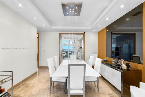 Condo in Sunny Isles Beach, Florida, 3 bedrooms  № 2013636 - photo 9