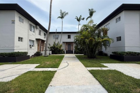 Copropriété à louer à Miami Beach, Floride: 1 chambre, 53.7 m2 № 2264620 - photo 12