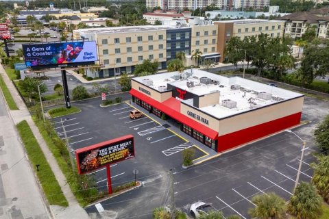 Commercial property in Kissimmee, Florida 614.18 sq.m. № 2141127 - photo 2