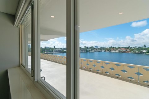 Condominio en venta en Fort Lauderdale, Florida, 2 dormitorios, 157.93 m2 № 2153795 - foto 16