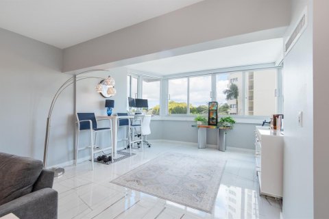 Condominio en venta en Fort Lauderdale, Florida, 2 dormitorios, 157.93 m2 № 2153795 - foto 4