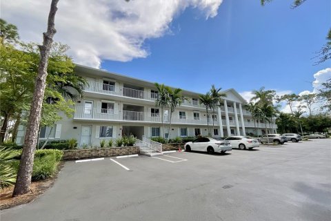 Apartamento en alquiler en Naples, Florida, 2 dormitorios, 102.19 m2 № 1905406 - foto 19