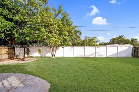 Купить виллу или дом в Окленд-Парк, Флорида 4 спальни, 138.89м2, № 1998673 - фото 26