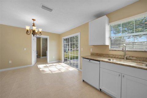 Villa ou maison à vendre à Punta Gorda, Floride: 3 chambres, 122.63 m2 № 1567768 - photo 5