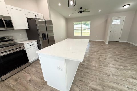 House in Ocala, Florida 3 bedrooms, 112.32 sq.m. № 2232306 - photo 12