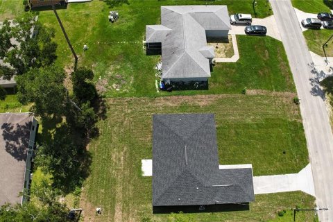 House in Ocala, Florida 3 bedrooms, 112.32 sq.m. № 2232306 - photo 25