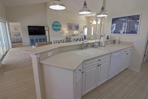 Casa en alquiler en Rotonda, Florida, 3 dormitorios, 204.11 m2 № 1838928 - foto 20