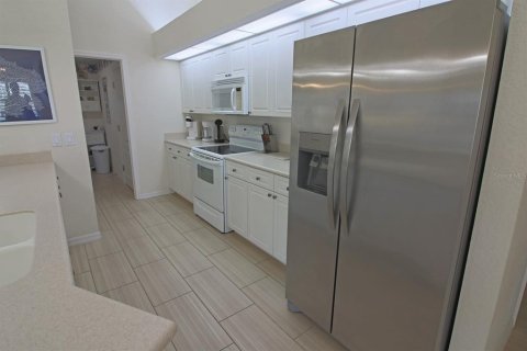 Casa en alquiler en Rotonda, Florida, 3 dormitorios, 204.11 m2 № 1838928 - foto 19