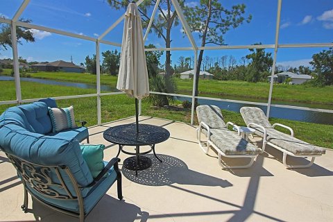 Casa en alquiler en Rotonda, Florida, 3 dormitorios, 204.11 m2 № 1838928 - foto 4