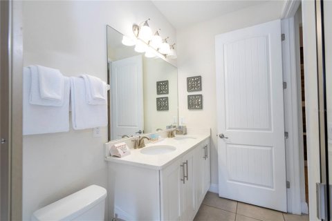 Villa ou maison à vendre à Kissimmee, Floride: 8 chambres, 335.56 m2 № 2099506 - photo 19