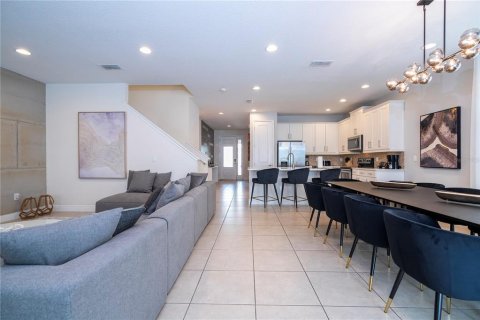 Villa ou maison à vendre à Kissimmee, Floride: 8 chambres, 335.56 m2 № 2099506 - photo 9
