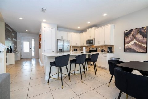 Villa ou maison à vendre à Kissimmee, Floride: 8 chambres, 335.56 m2 № 2099506 - photo 8