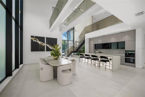 Casa en venta en Sarasota, Florida, 5 dormitorios, 489.59 m2 № 2277894 - foto 13