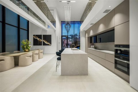 Casa en venta en Sarasota, Florida, 5 dormitorios, 489.59 m2 № 2277894 - foto 29