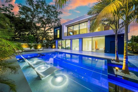 Casa en venta en Sarasota, Florida, 5 dormitorios, 489.59 m2 № 2277894 - foto 2
