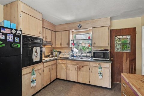 Villa ou maison à vendre à Orange City, Floride: 2 chambres, 93.09 m2 № 2298248 - photo 12