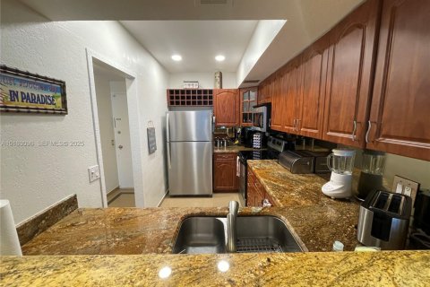 Copropriété à louer à Hollywood, Floride: 53.88 m2 № 2037958 - photo 2