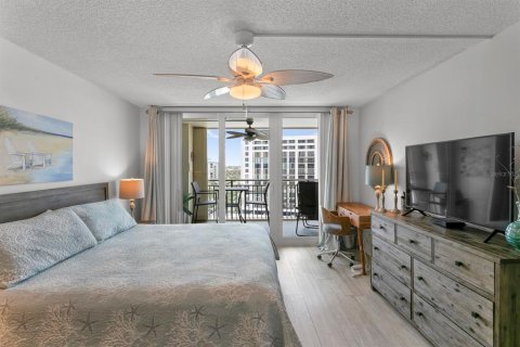 Condo in Clearwater, Florida, 3 bedrooms  № 2231660 - photo 24